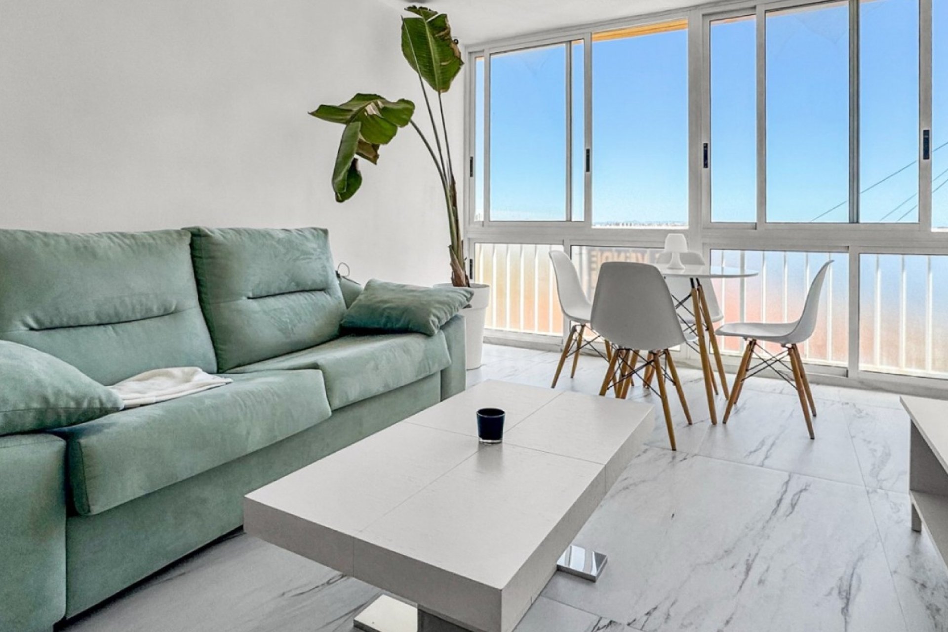 Resale - Apartment -
Orihuela Costa - Punta Prima