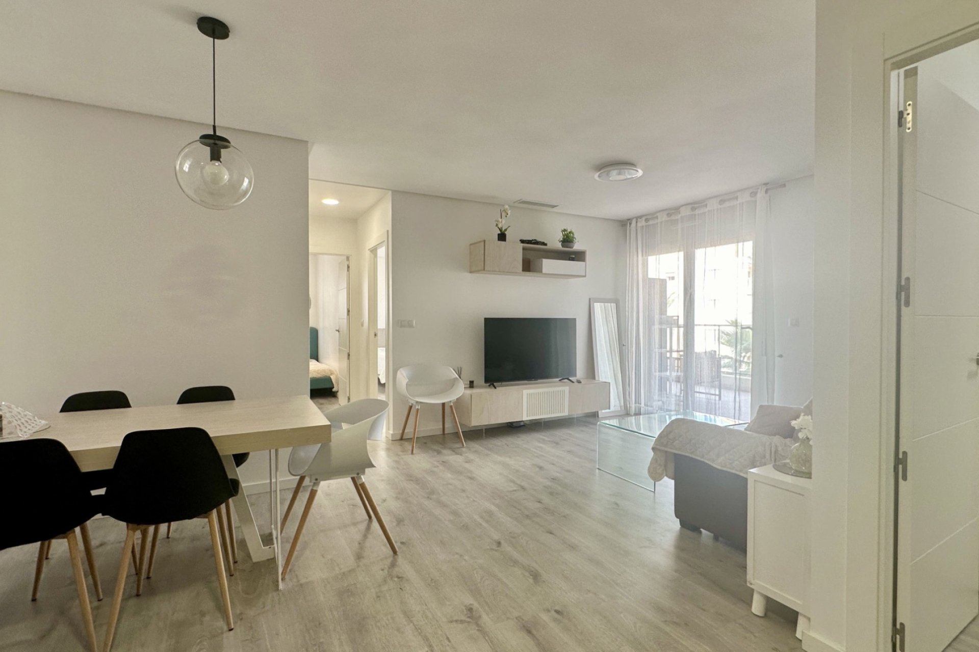 Resale - Apartment -
Orihuela Costa - Villamartín