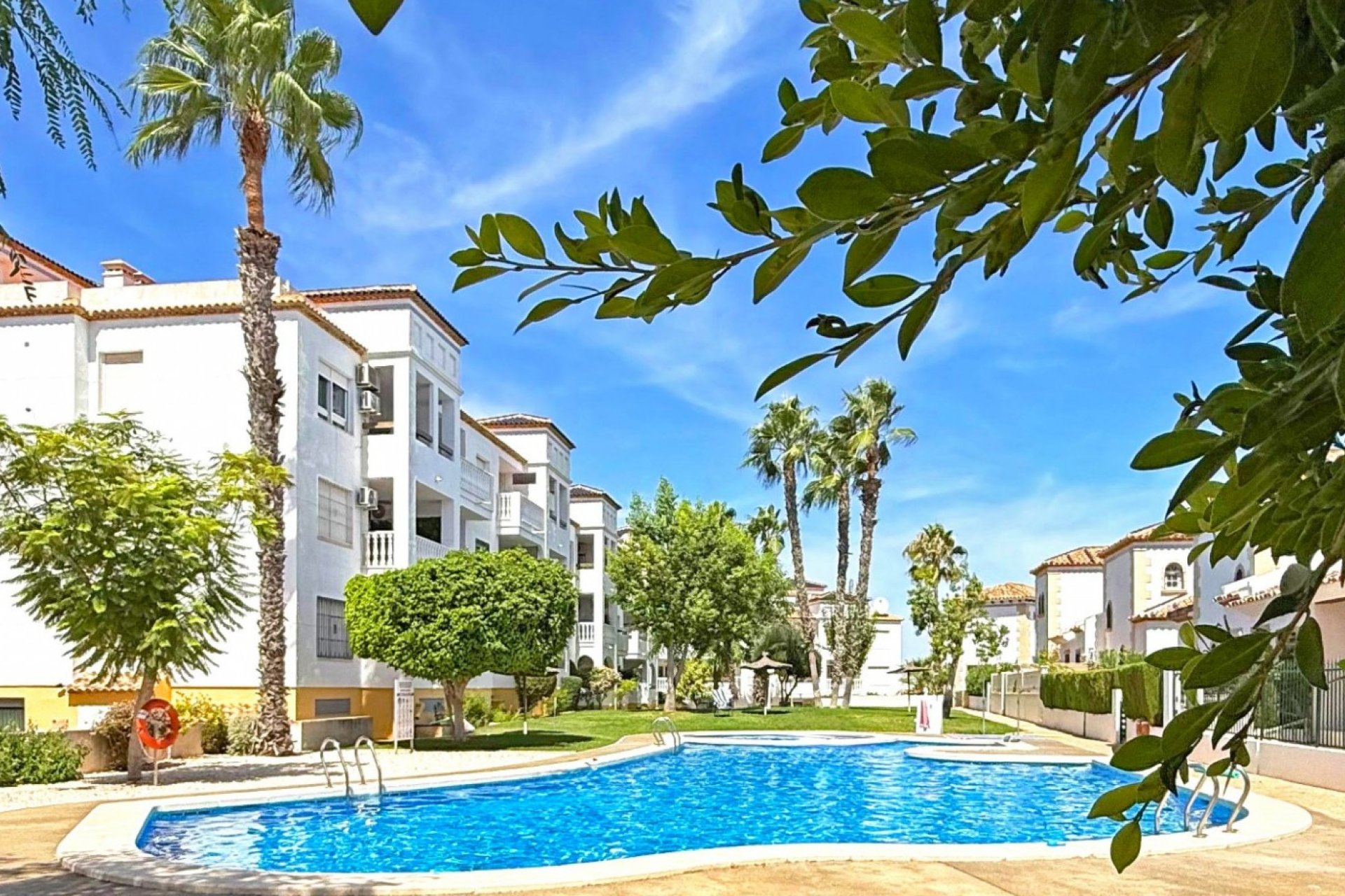 Resale - Apartment -
Orihuela Costa - Villamartín
