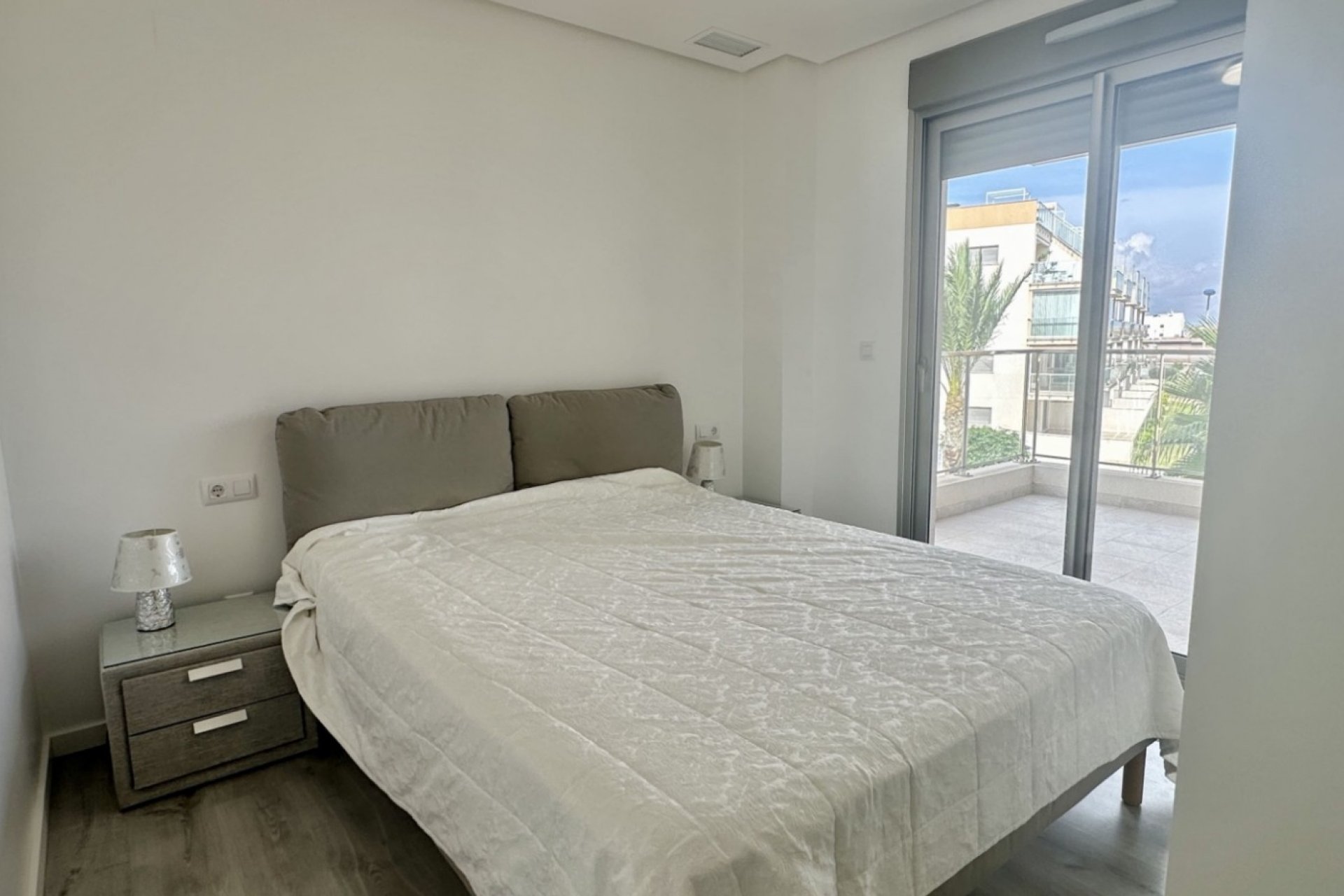Resale - Apartment -
Orihuela Costa - Villamartín