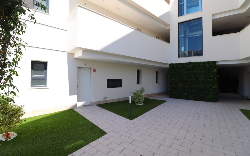 Resale - Apartment -
Orihuela Costa - Villamartin