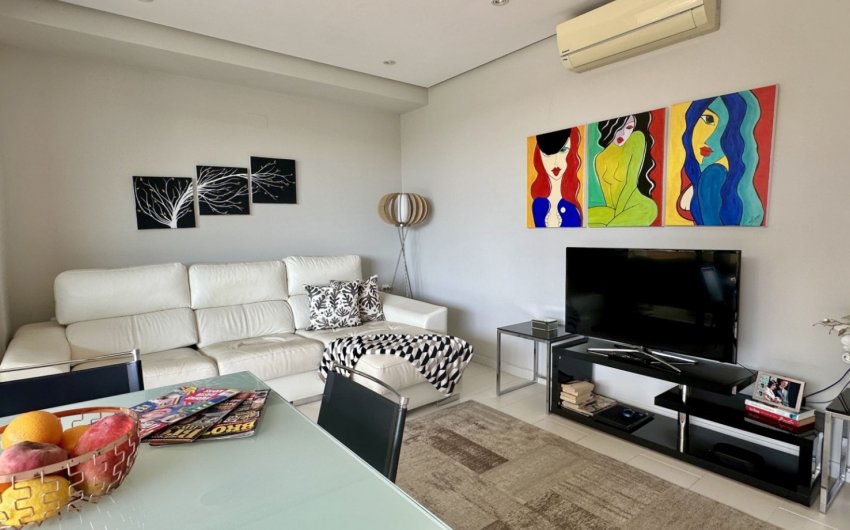 Resale - Apartment -
Orihuela Costa - Villamartín