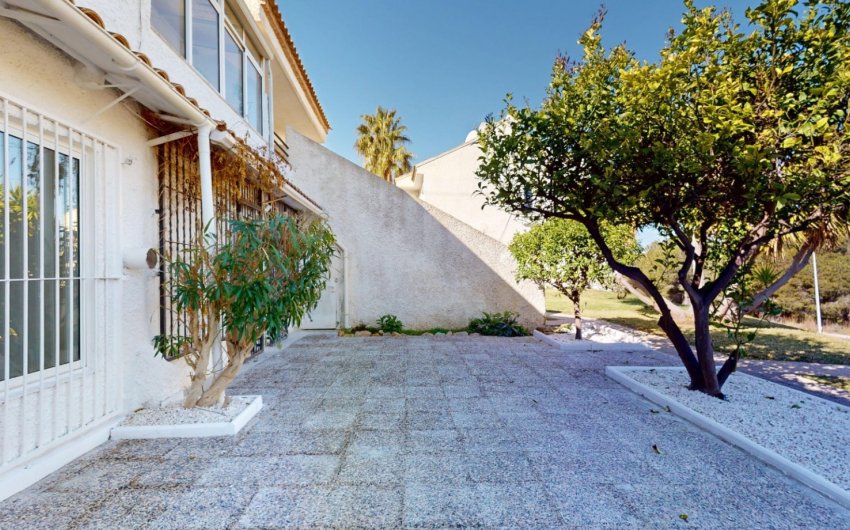 Resale - Apartment -
Orihuela Costa - Villamartín