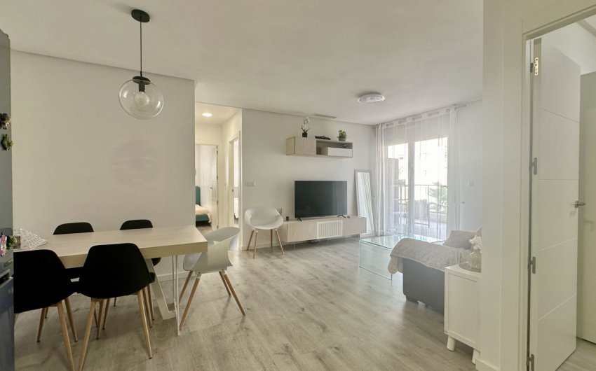Resale - Apartment -
Orihuela Costa - Villamartín