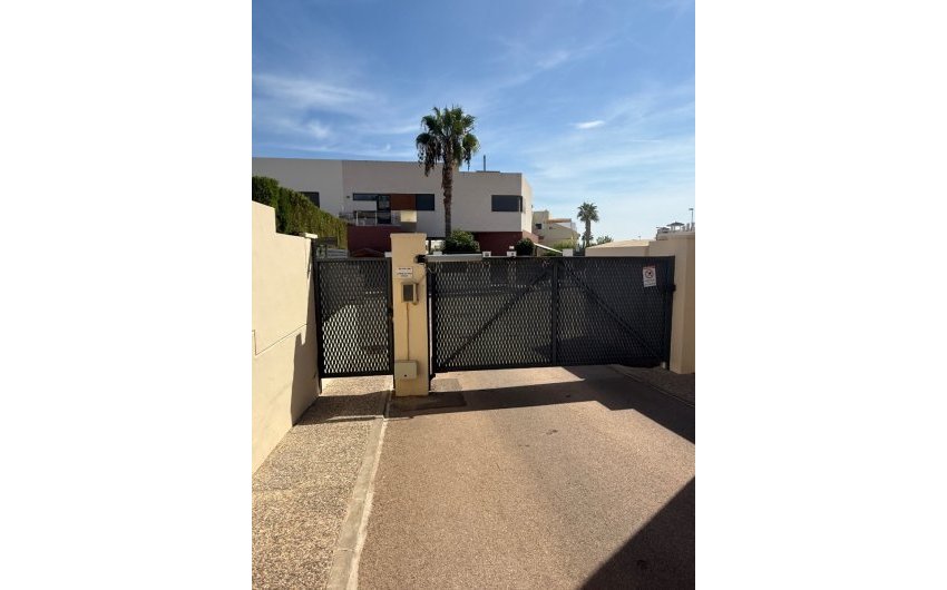 Resale - Apartment -
Orihuela Costa - Villamartín