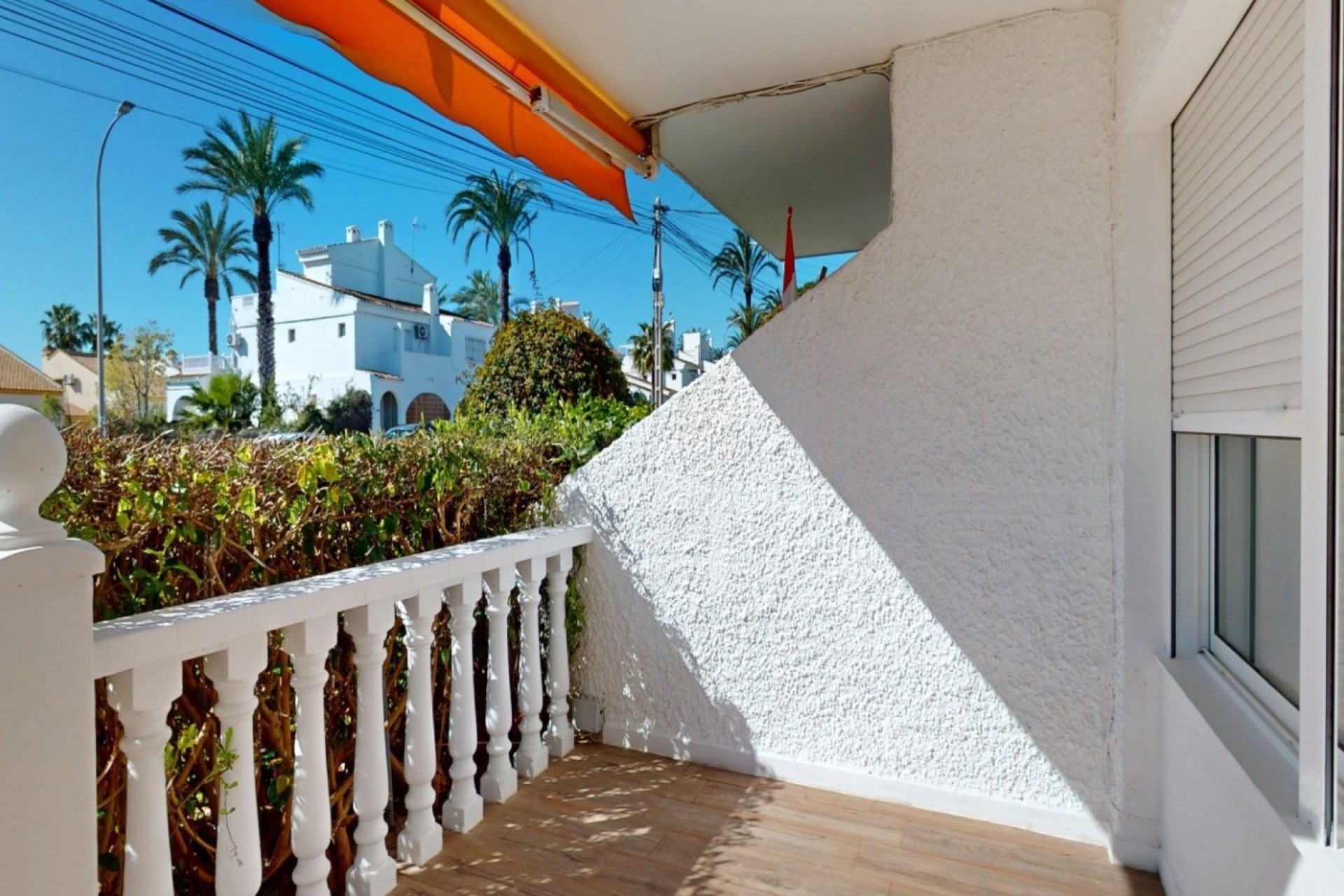 Resale - Apartment -
Orihuela Costa - Villamartín
