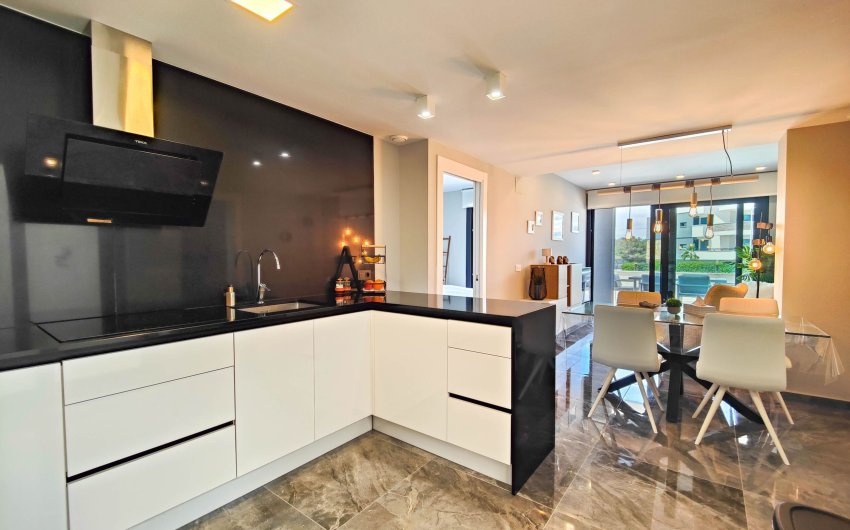 Resale - Apartment -
Orihuela Costa