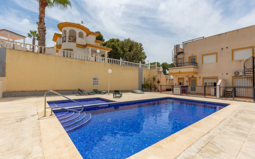 Resale - Apartment -
Orihuela - Inland
