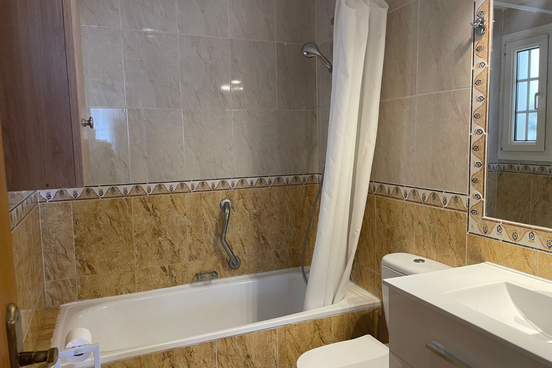 Resale - Apartment -
Orihuela - Villamartín