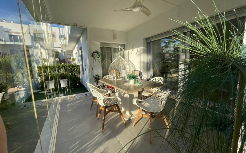 Resale - Apartment -
Orihuela - Vistabella