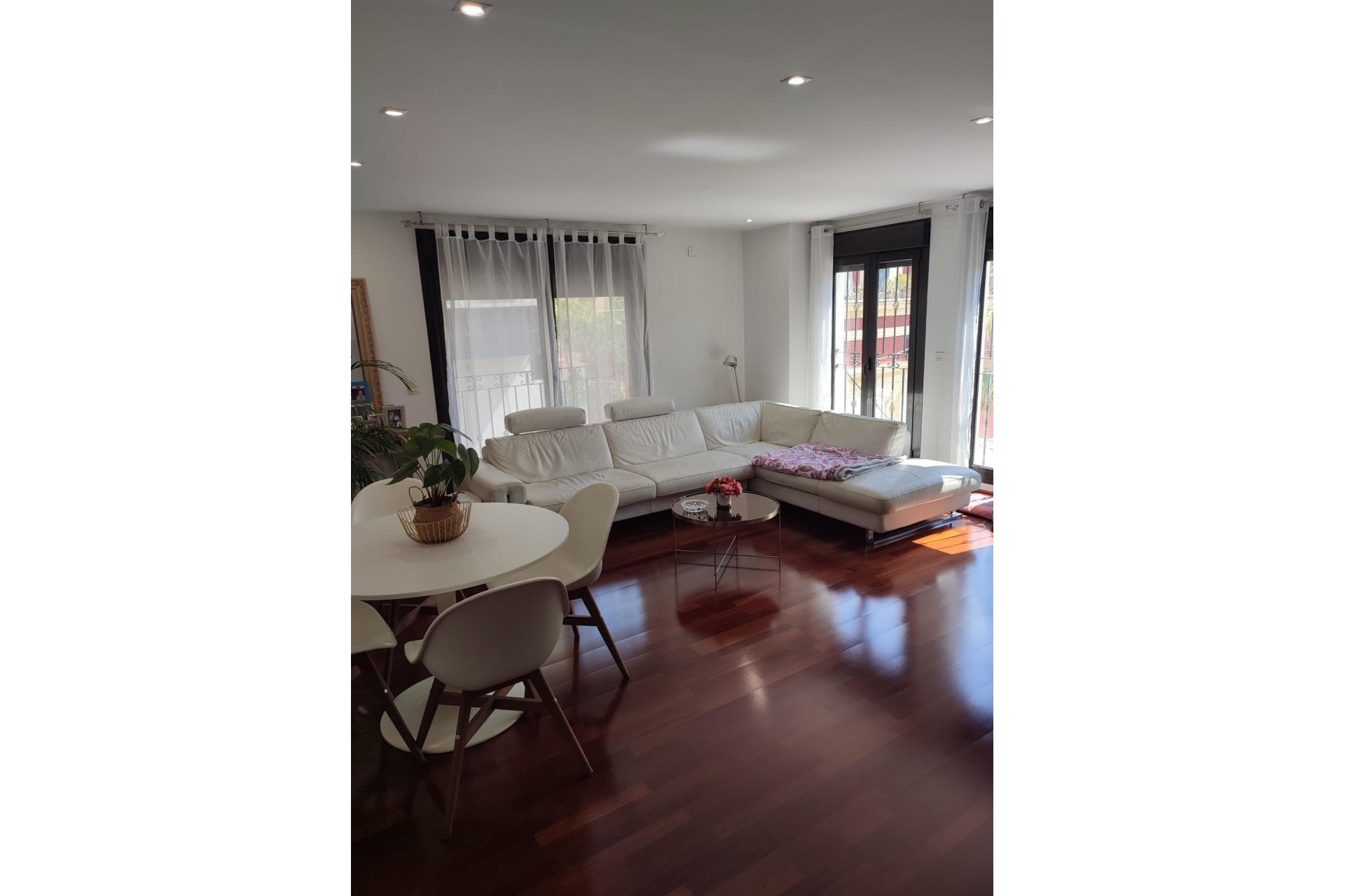 Resale - Apartment -
Orihuela - Zona Centro