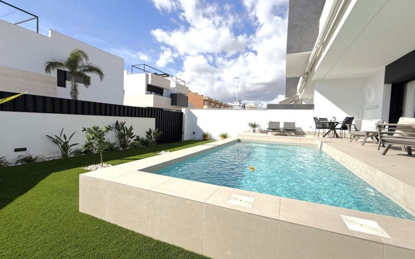 Resale - Apartment -
Pilar de la Horadada - Costa Blanca Sur