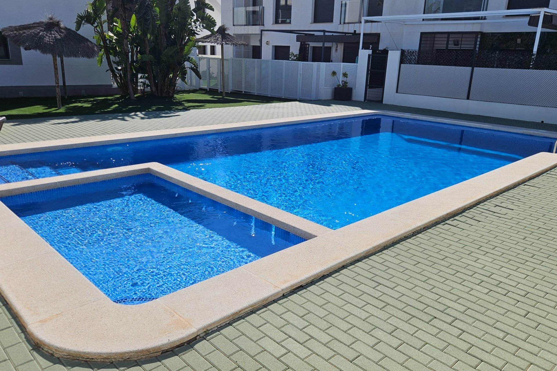 Resale - Apartment -
Pilar de la Horadada - Costa Blanca