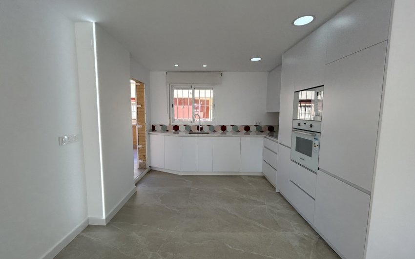 Resale - Apartment -
Pilar de la Horadada - Costa Blanca