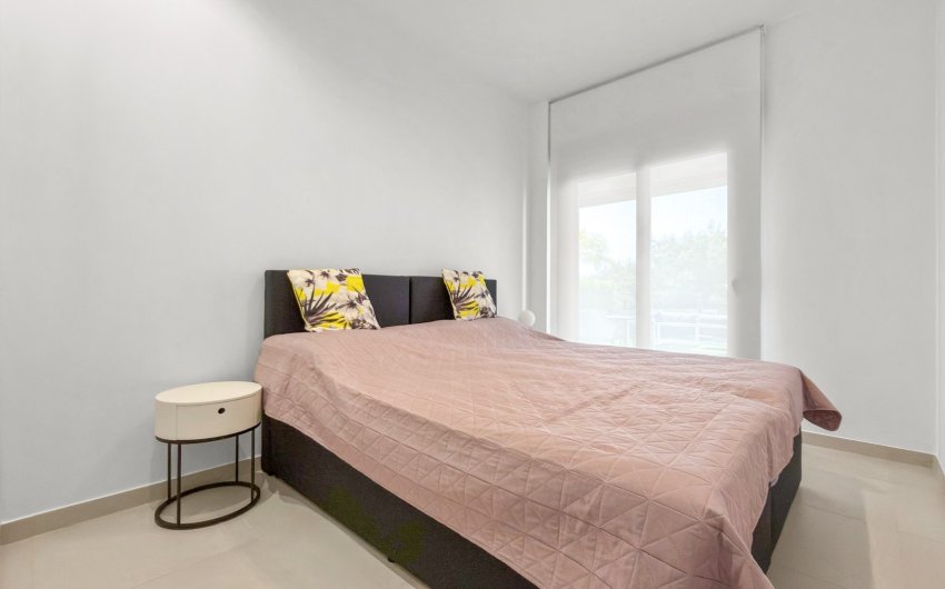 Resale - Apartment -
Pilar de la Horadada - Lo Romero Golf