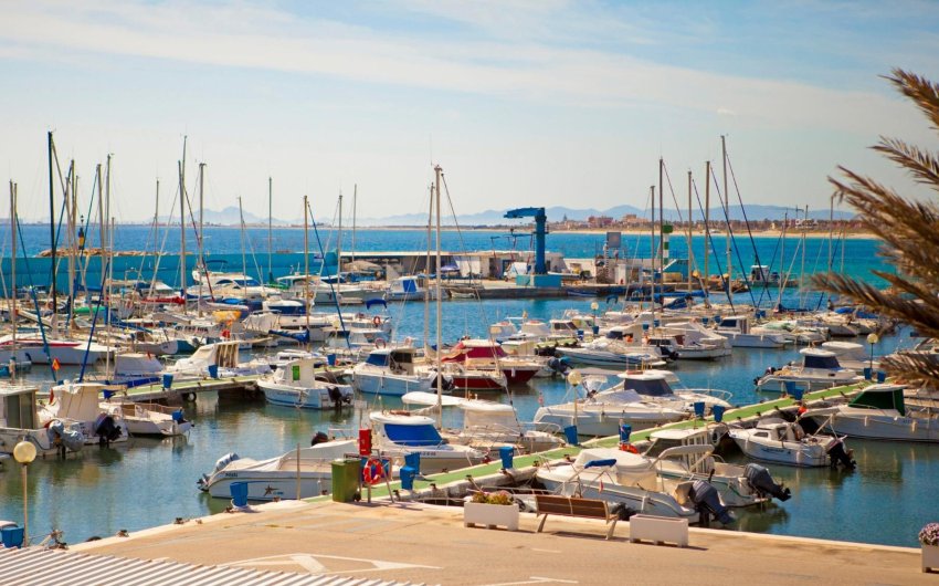 Resale - Apartment -
Pilar de la Horadada - Torre De La Horadada