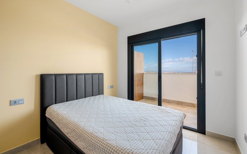 Resale - Apartment -
Pilar de la Horadada - Torre de la Horadada