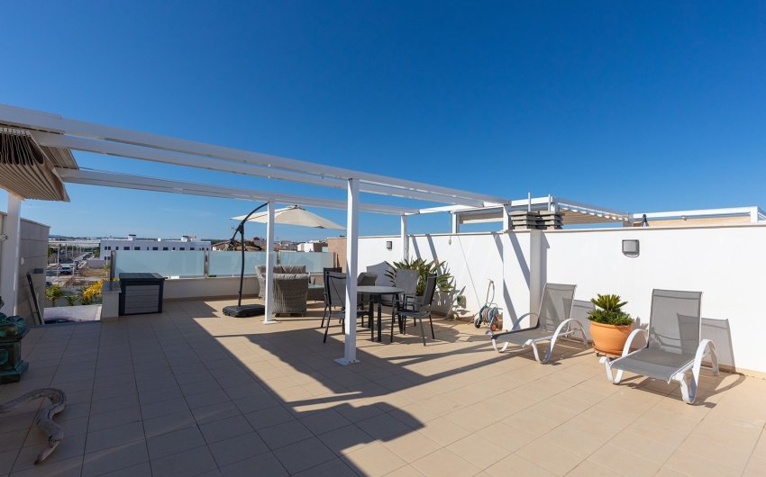 Resale - Apartment -
Pilar de la Horadada - Zona Pueblo