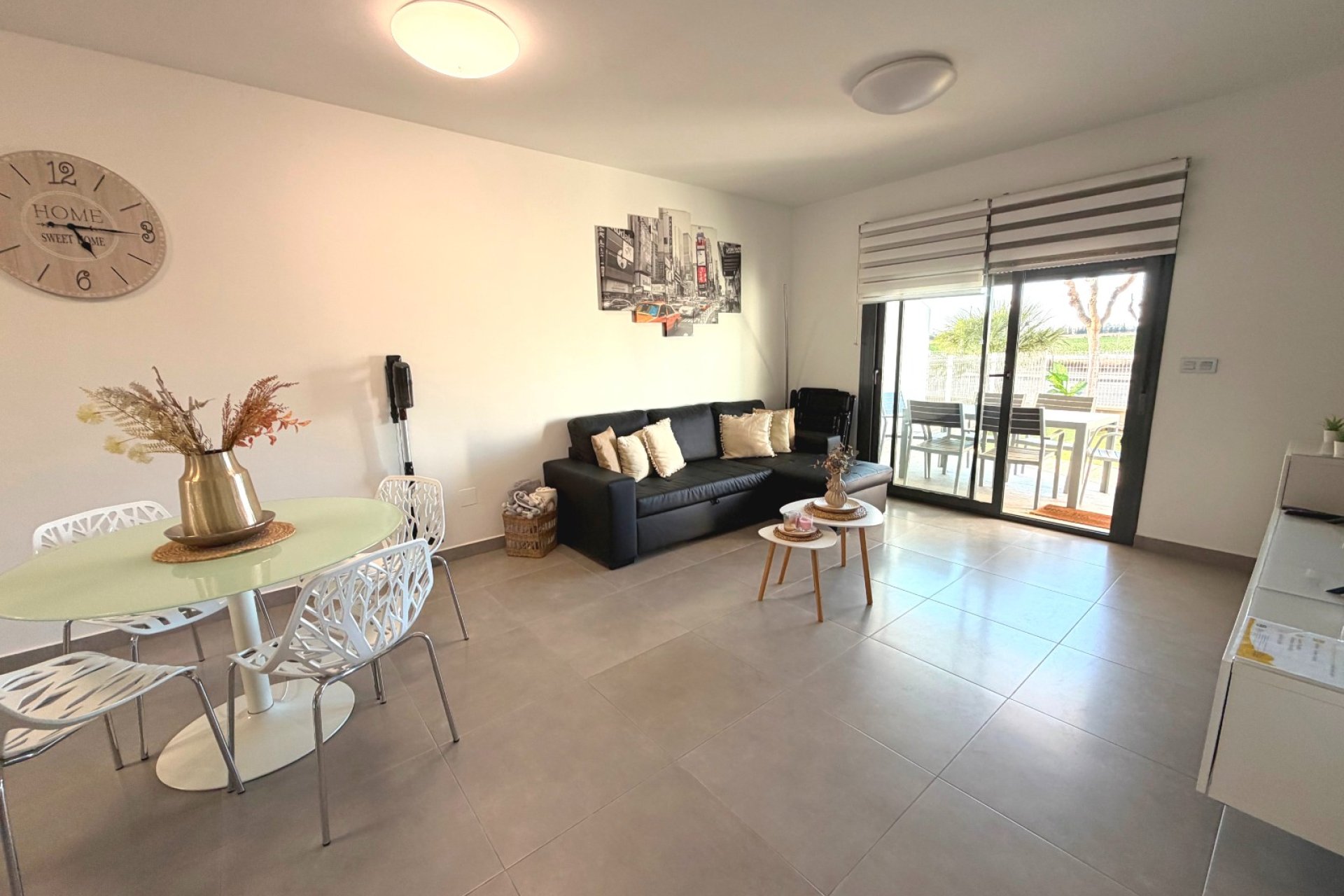 Resale - Apartment -
Pilar de la Horadada