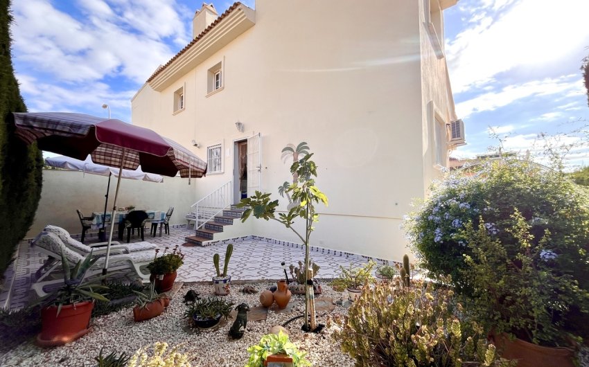 Resale - Apartment -
Playa Flamenca - Costa Blanca