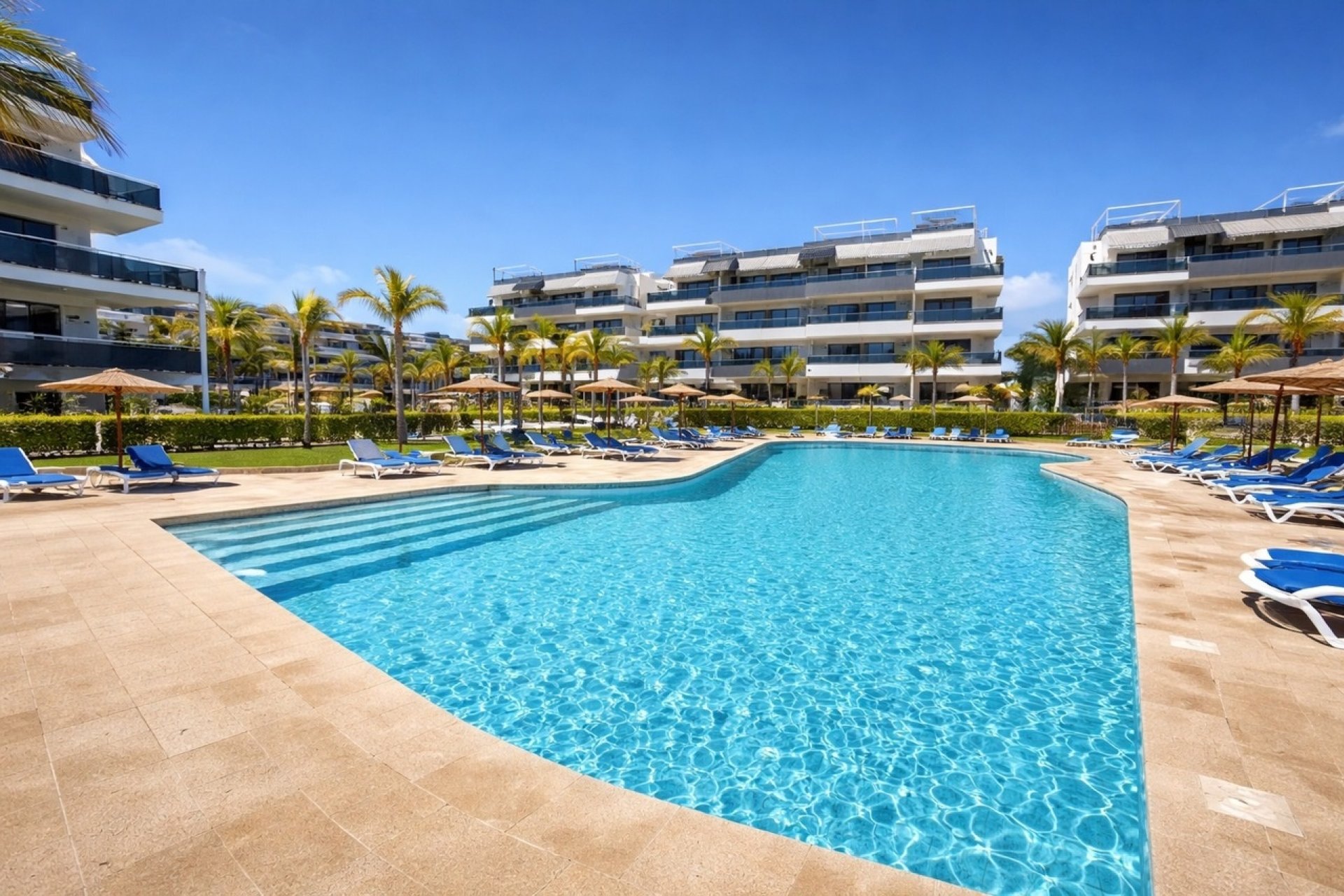 Resale - Apartment -
Playa Flamenca - Costa Blanca