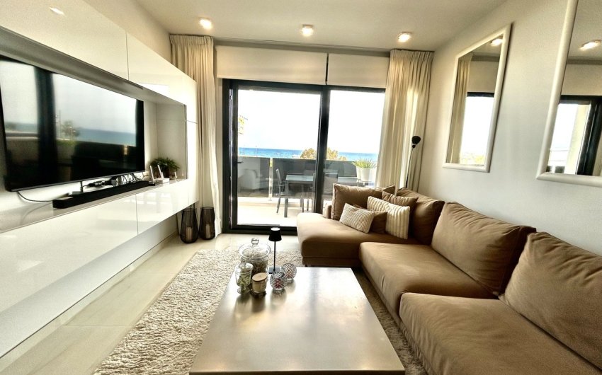 Resale - Apartment -
Playa Flamenca - Costa Blanca