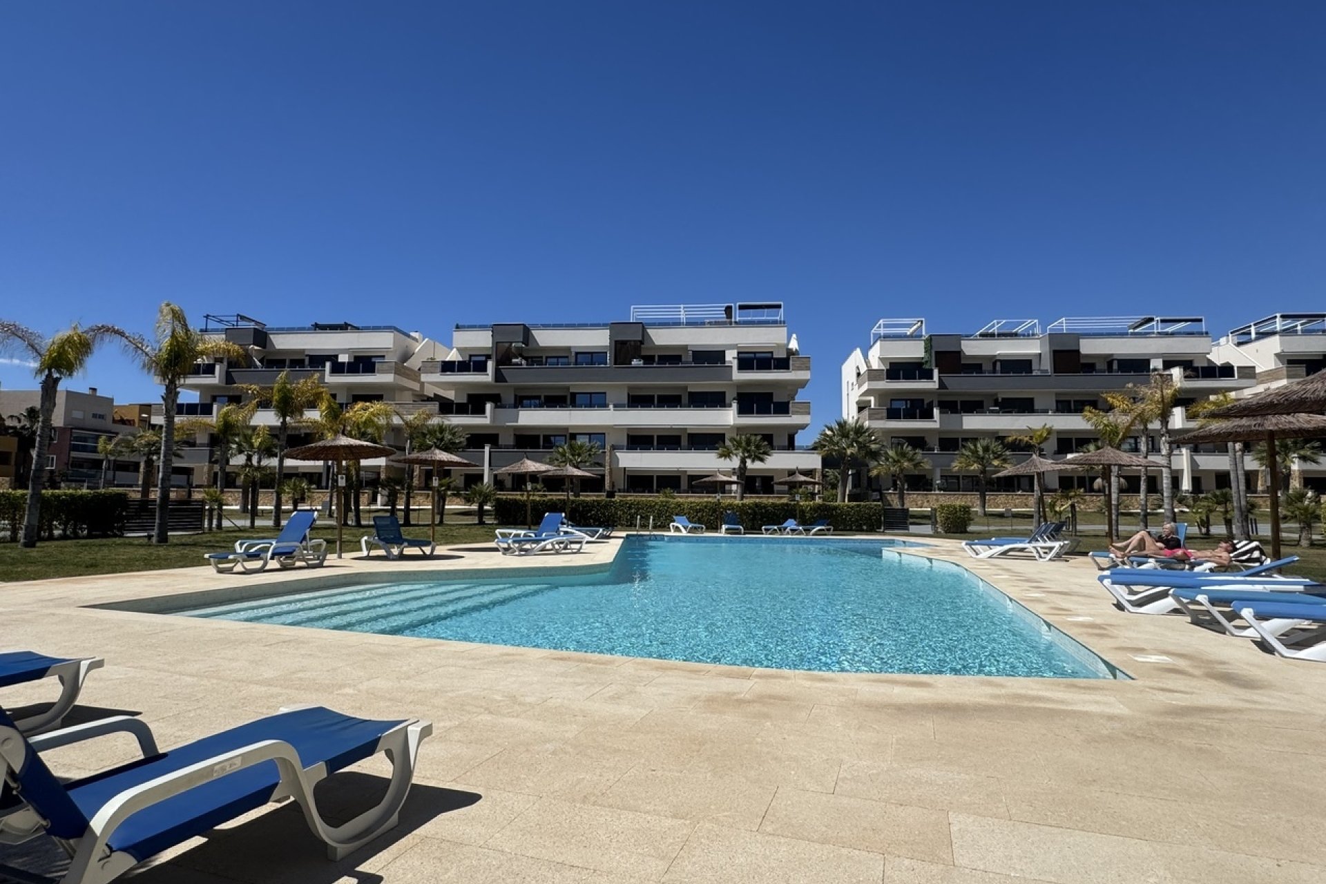 Resale - Apartment -
Playa Flamenca - Costa Blanca