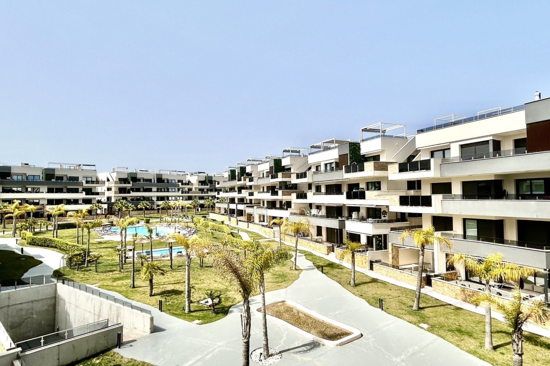 Resale - Apartment -
Playa Flamenca - Costa Blanca