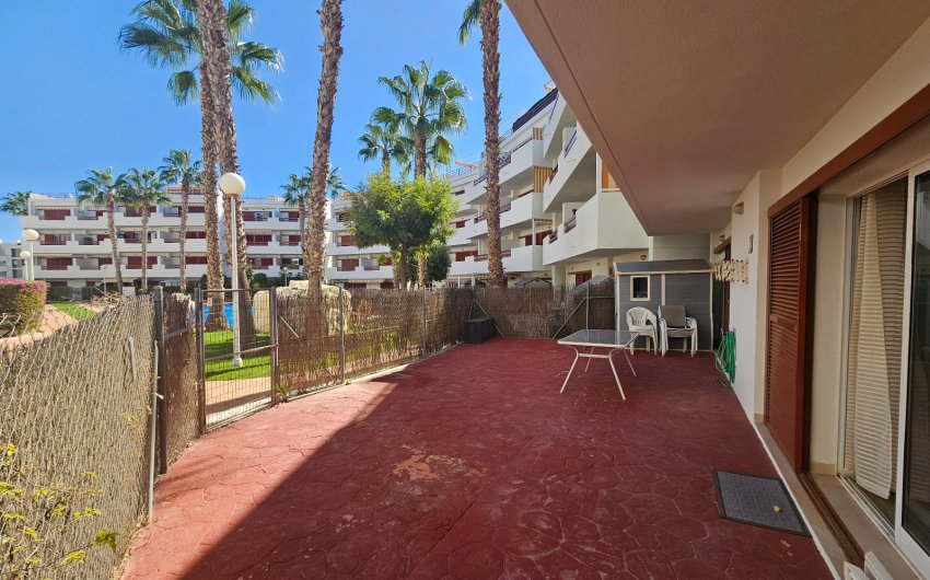 Resale - Apartment -
Playa Flamenca - El Rincon