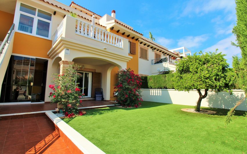 Resale - Apartment -
Playa Flamenca