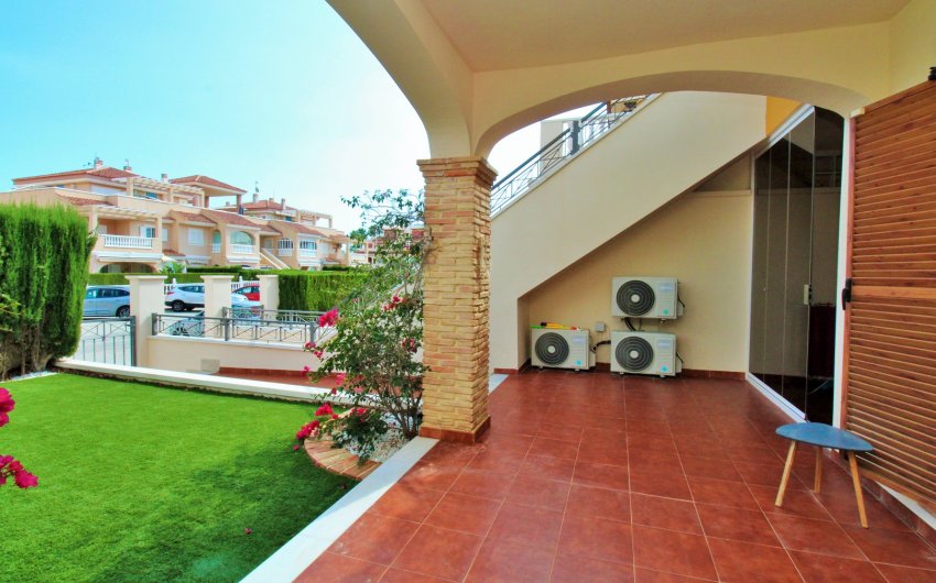 Resale - Apartment -
Playa Flamenca