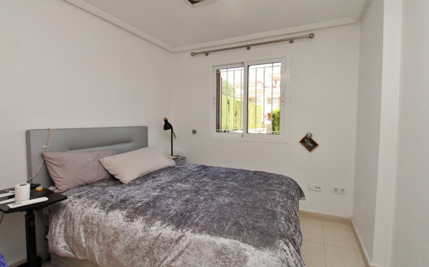 Resale - Apartment -
Playa Flamenca