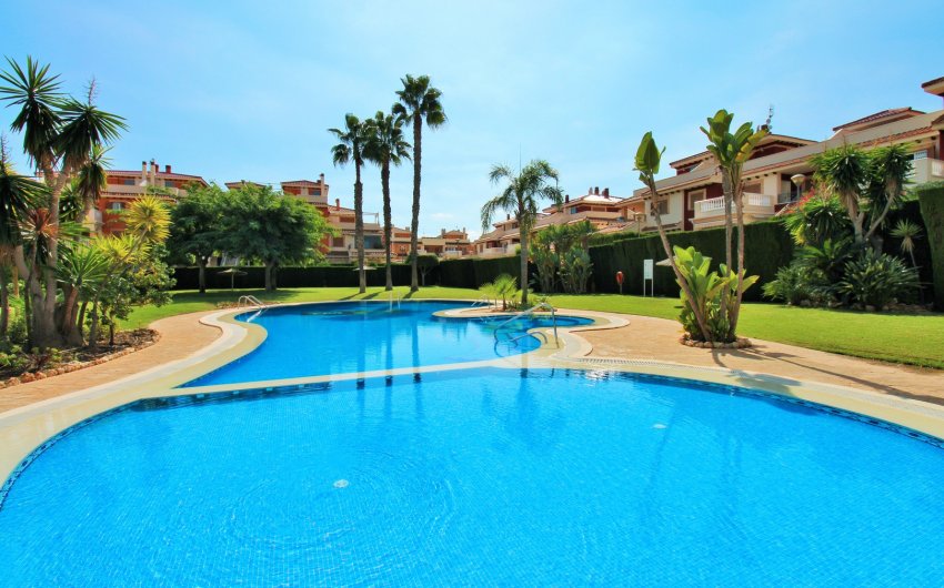 Resale - Apartment -
Playa Flamenca