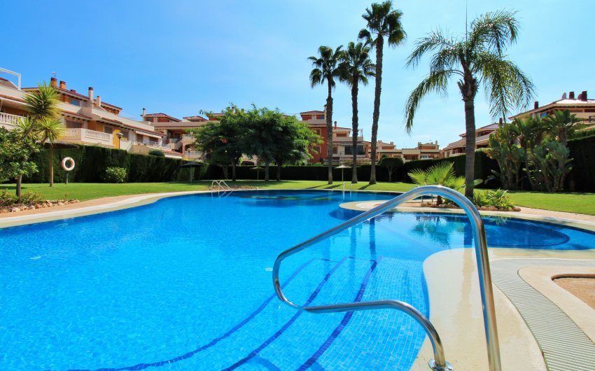 Resale - Apartment -
Playa Flamenca