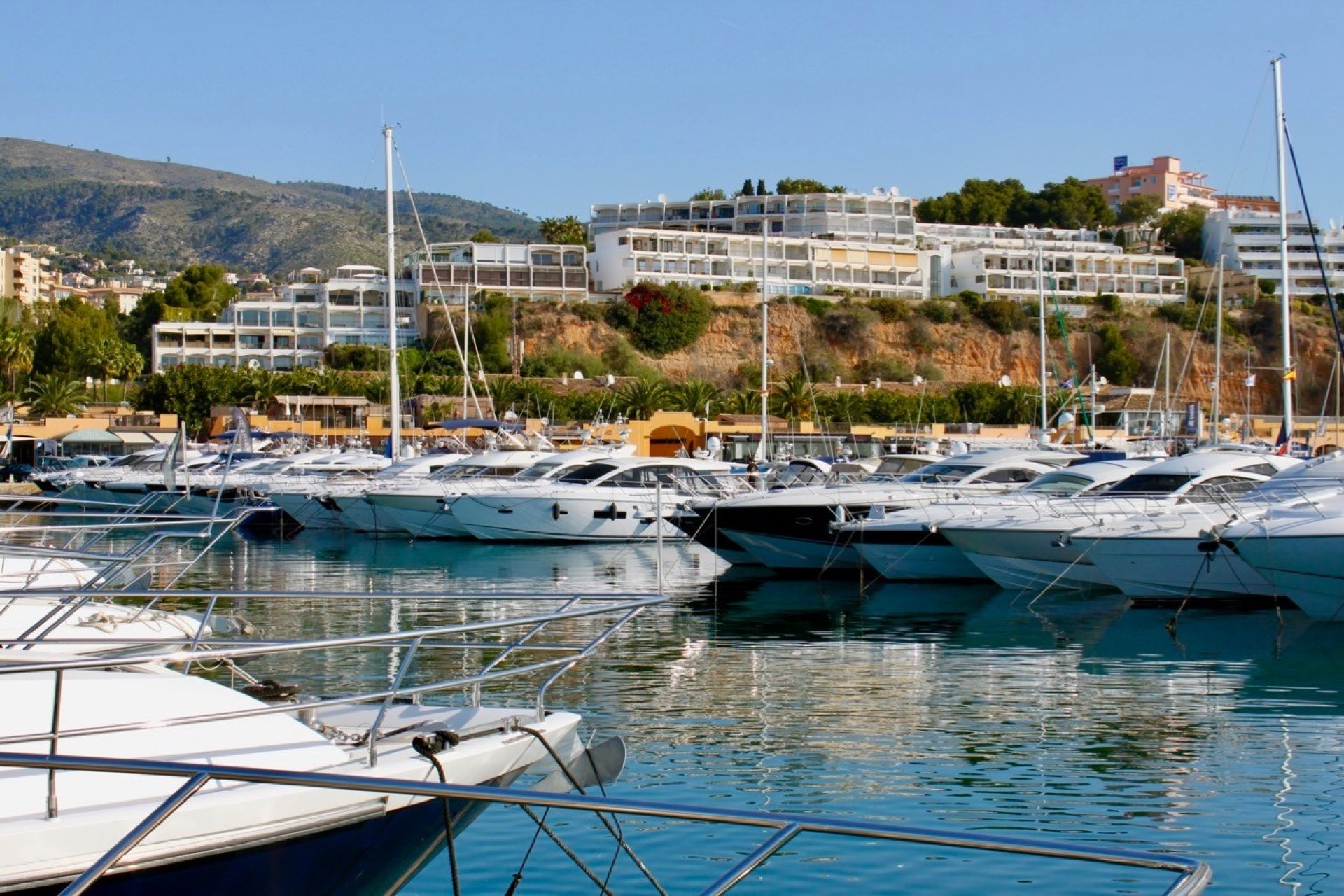 Resale - Apartment -
PORTALS NOUS - Calvià