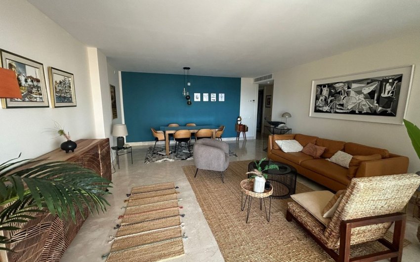 Resale - Apartment -
Punta Chullera - Costa del Sol