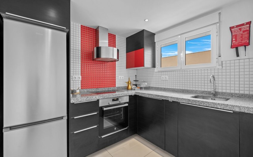 Resale - Apartment -
Punta Prima - Costa Blanca