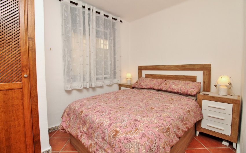 Resale - Apartment -
Punta Prima