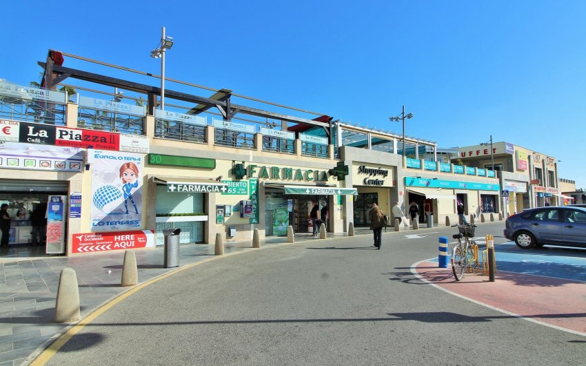 Resale - Apartment -
Punta Prima