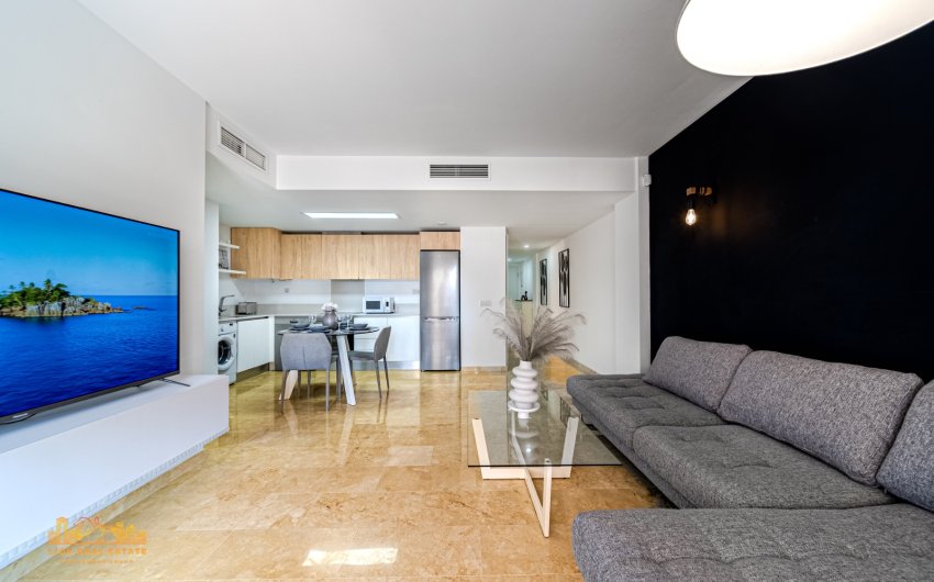 Resale - Apartment -
Punta Prima