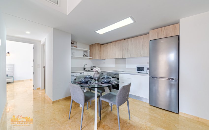 Resale - Apartment -
Punta Prima