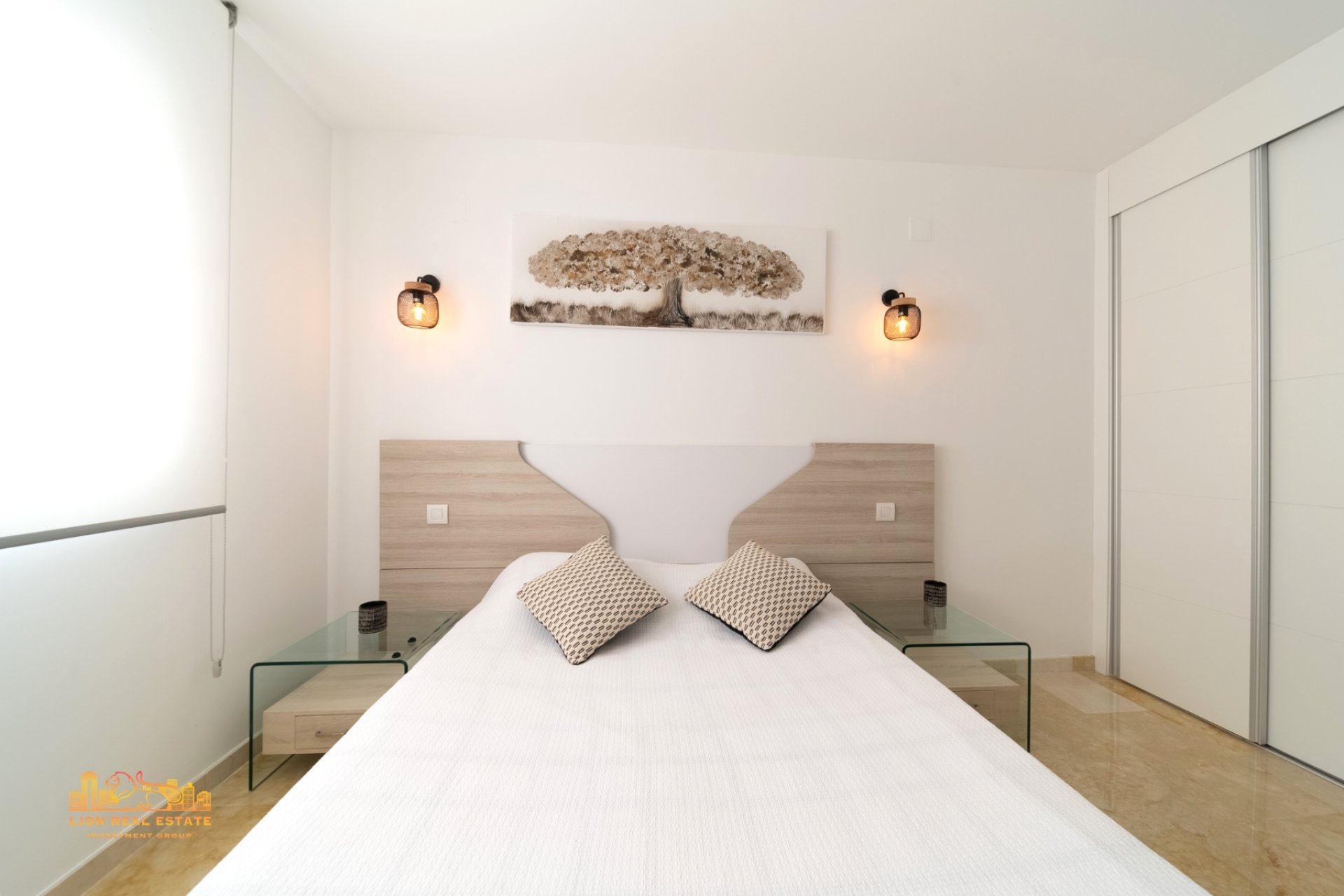 Resale - Apartment -
Punta Prima