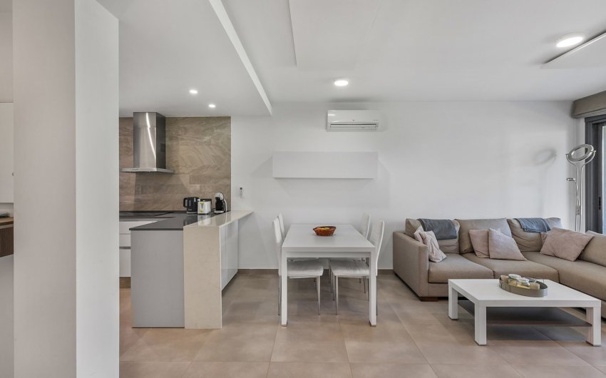 Resale - Apartment -
Punta Prima