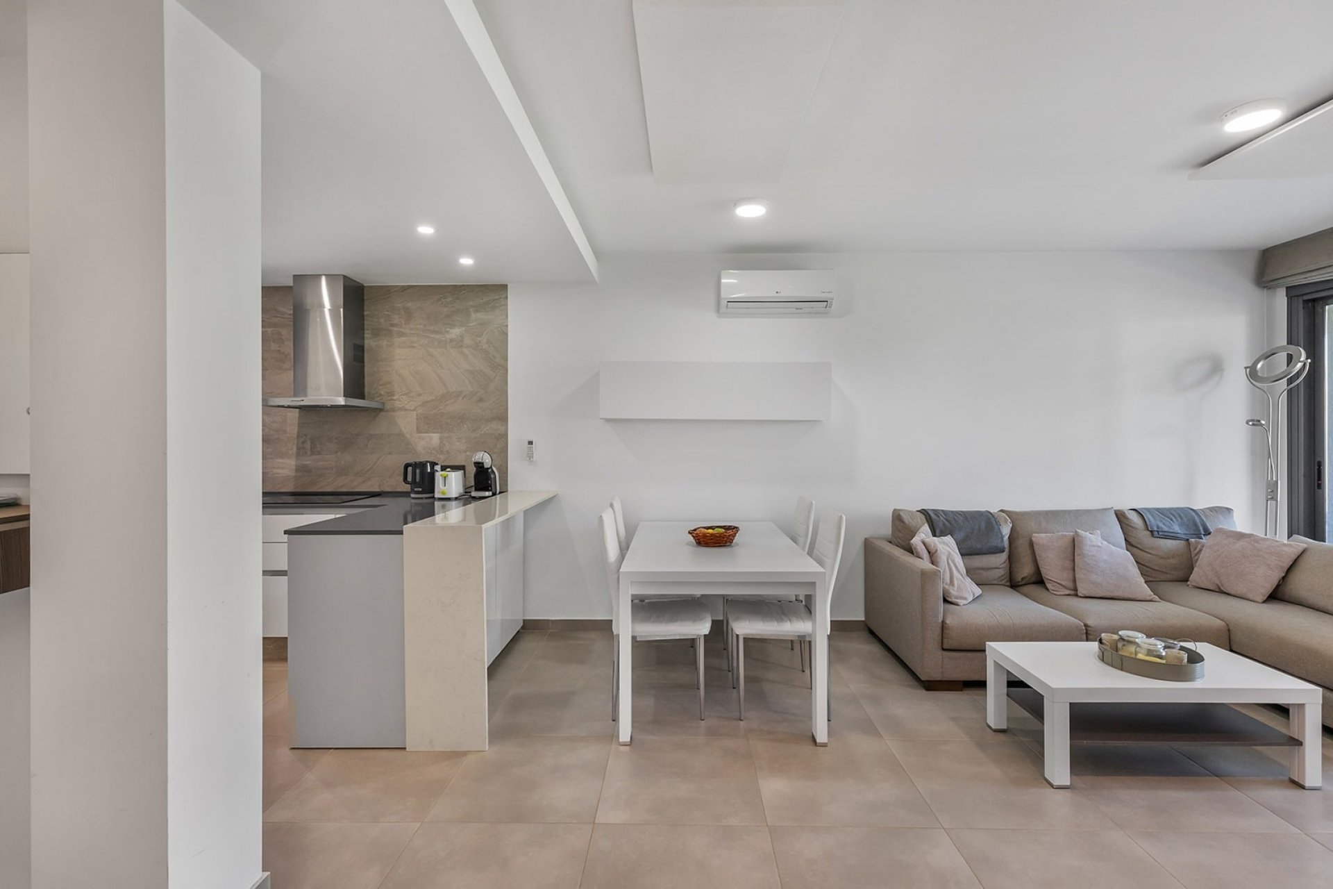 Resale - Apartment -
Punta Prima