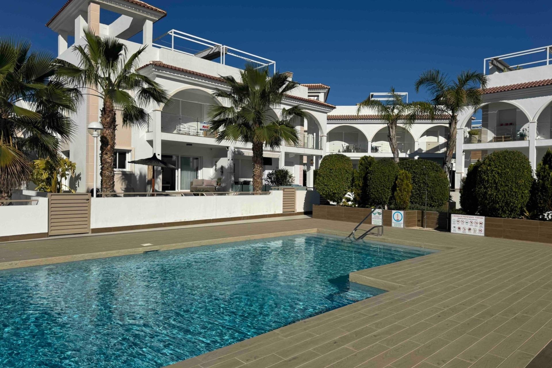Resale - Apartment -
Rojales - Cuidad Quesada