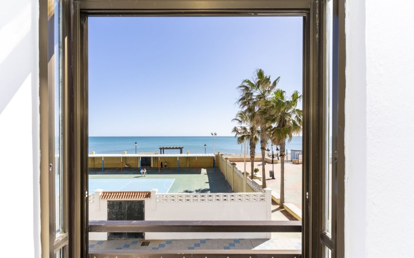 Resale - Apartment -
San Luis de Sabinillas - Costa del Sol