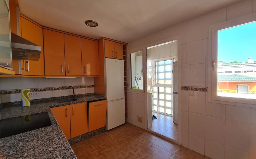 Resale - Apartment -
San Luis de Sabinillas - Costa del Sol