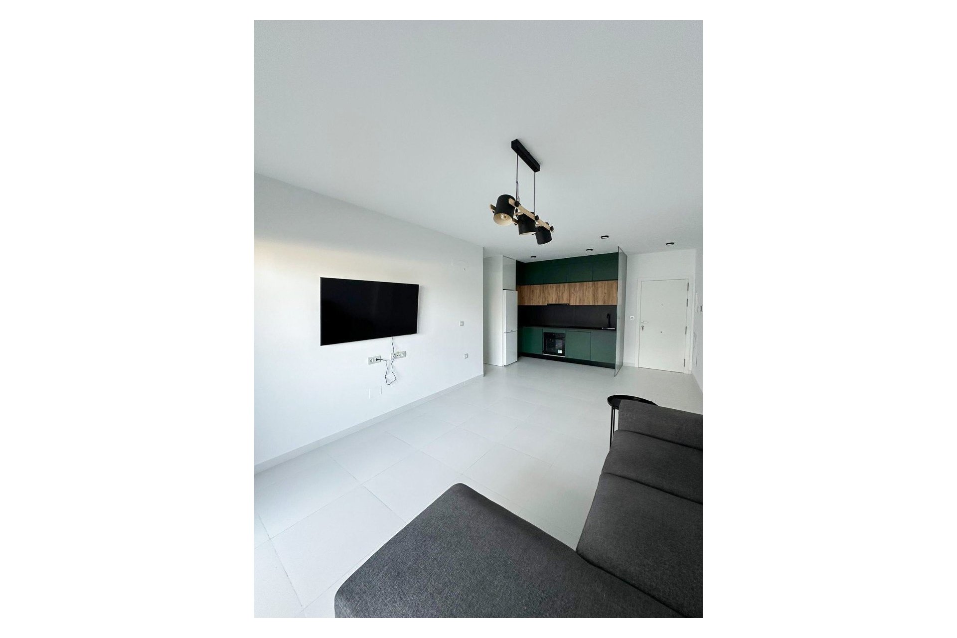 Resale - Apartment -
San Miguel de Salinas - Urbanizaciones