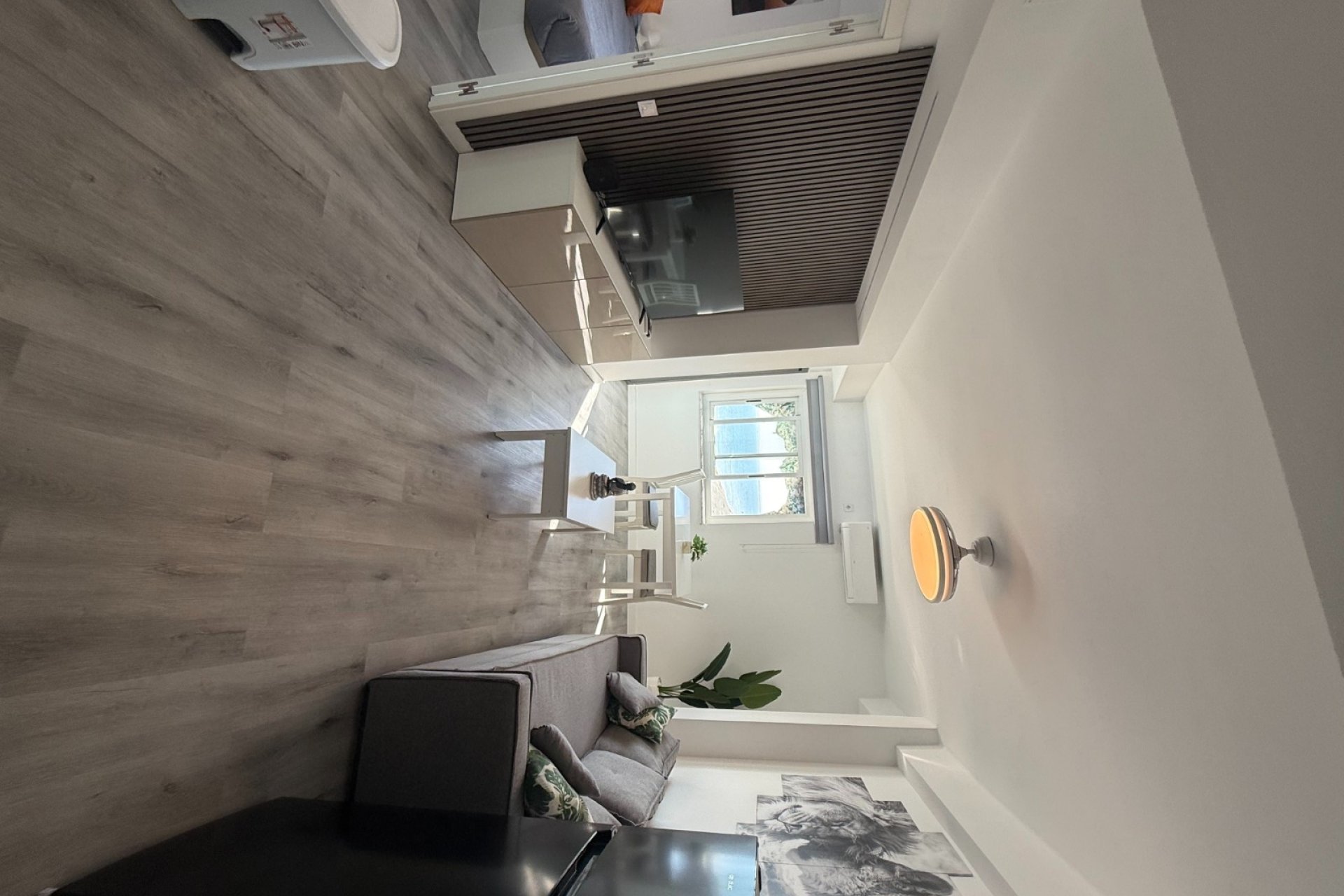 Resale - Apartment -
Santa Pola