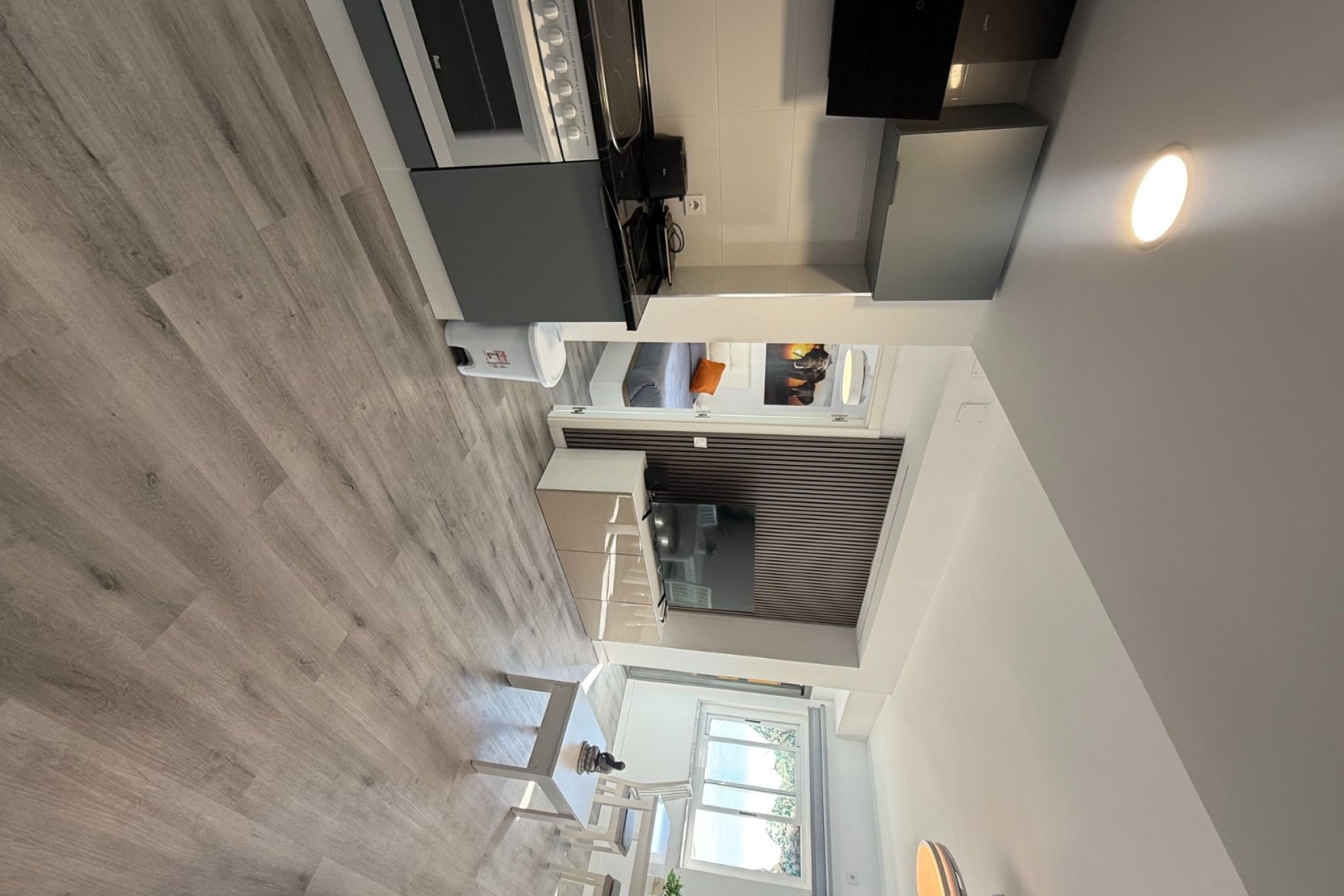 Resale - Apartment -
Santa Pola